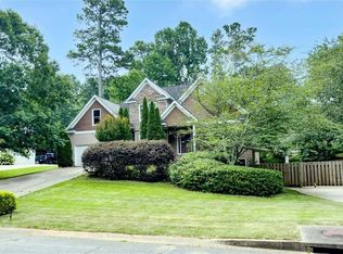 218 Allison Dr, Woodstock, GA 30188