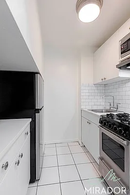Rented by Mirador Real Estate | media 10