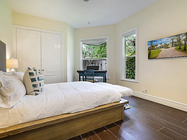 1296 SE Colony Way — Photo 37
