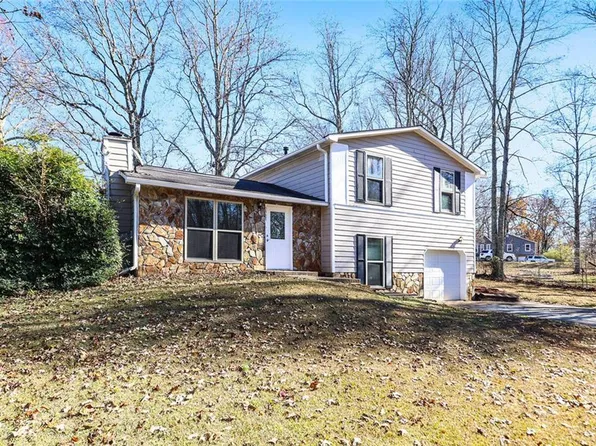 3980 Yancey Rd, Douglasville, GA 30135