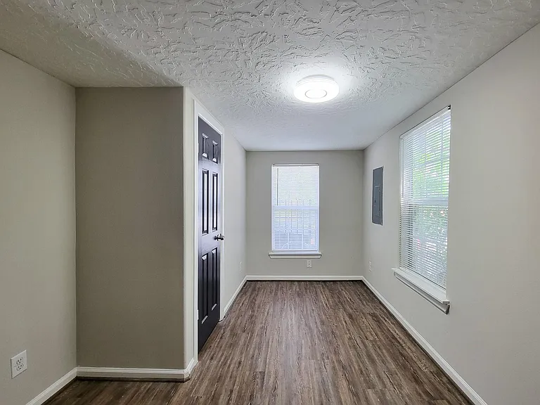 3416 Europa St — Photo 16