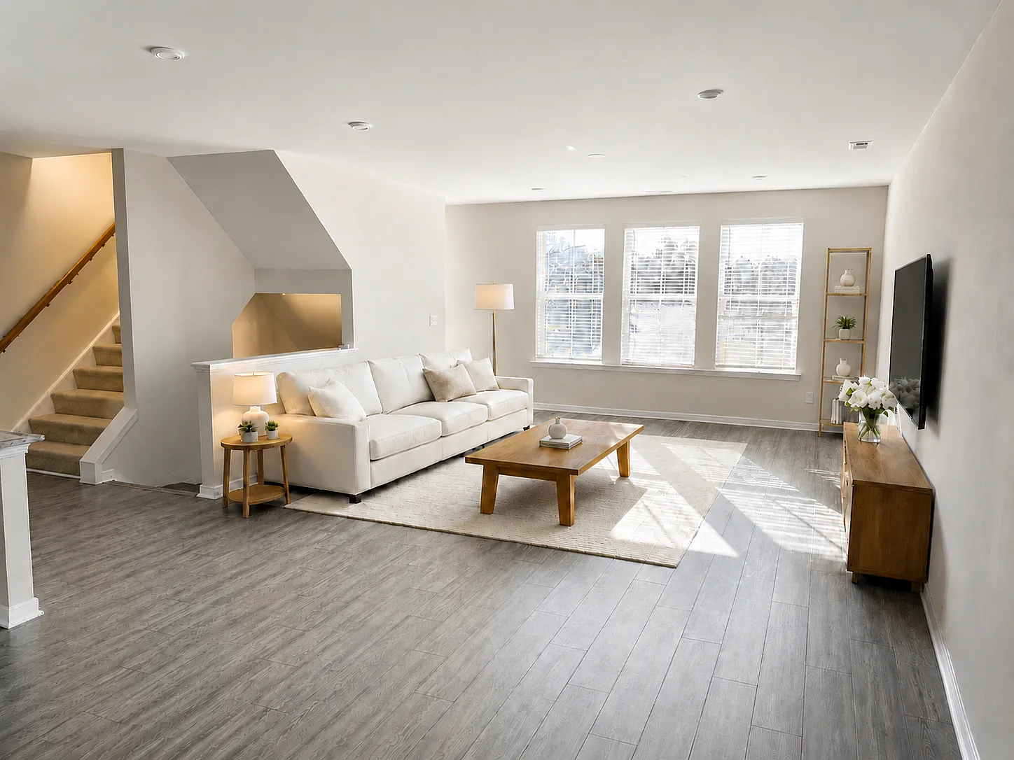4 bed, 2500 sqft, $2,795 — Photo 1