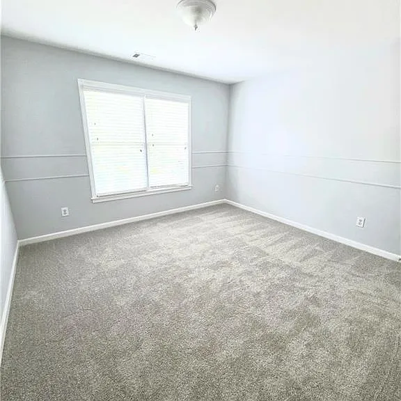1496 Brentwood Dr — Photo 16