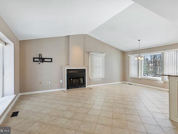 4th image of 10931 Adare Dr