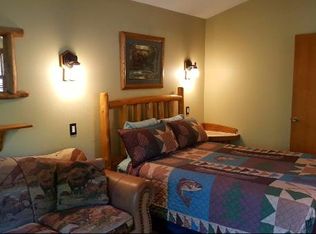 1130 W Elkhorn Ave #7, Estes Park, CO 80517