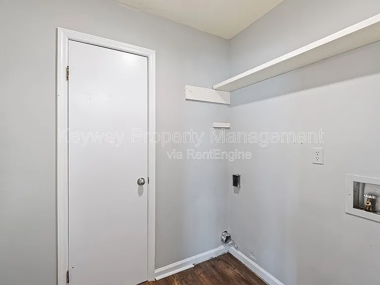 3933 Miramar Drive Ext — Photo 7
