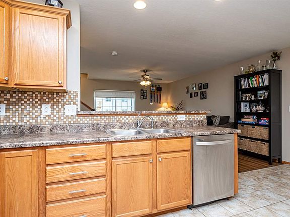 5th image of 112 Alydar Dr