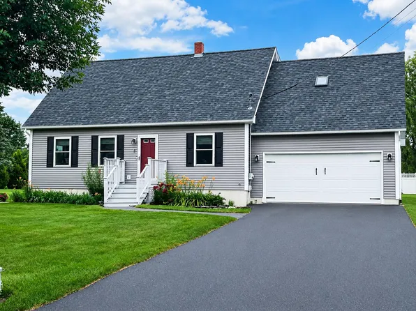 5 Horseshoe Lane, Hampden, ME 04444