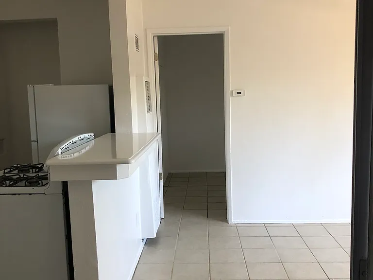1760 Henderson Ave #5A — Photo 9