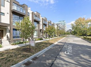 26 Fieldway Rd #31, Toronto, ON M8Z0E3