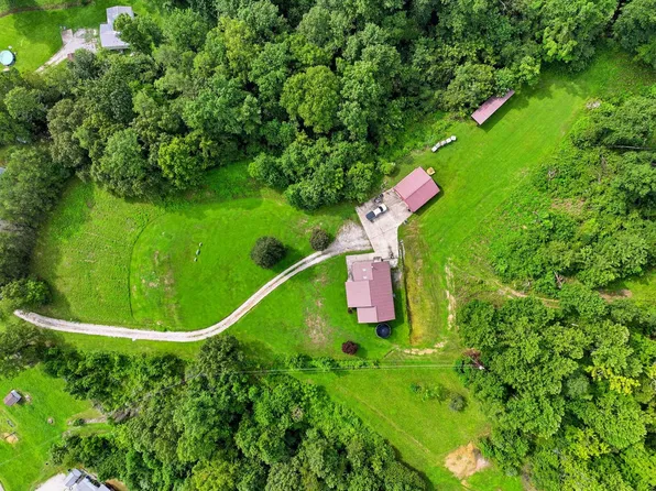 178 Enterprise Rd, Fort Gay, WV 25514