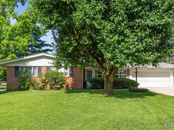8795 Sturdy Dr, Saint Louis, MO 63126