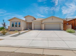 400 Rio Chama Cir SW, Los Lunas, NM 87031