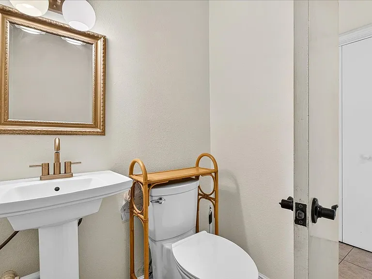 609 Peerman Pl — Photo 33