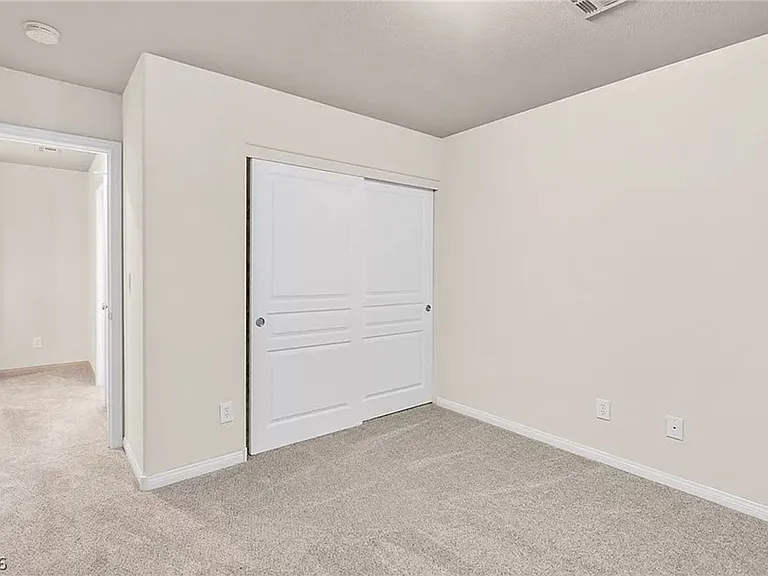 4836 Golden Shimmer Ave — Photo 16