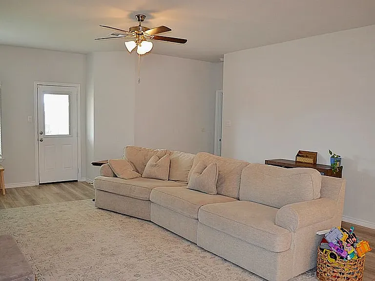 4431 Allison Dr — Photo 11