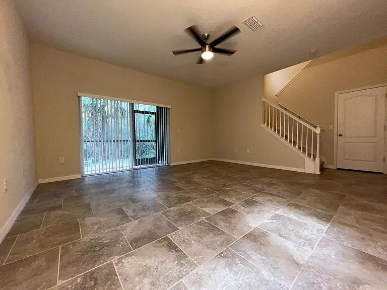 126 Masters Ln — Photo 9