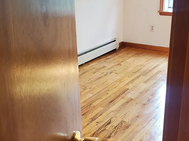 81 Prospect Ave — Photo 26