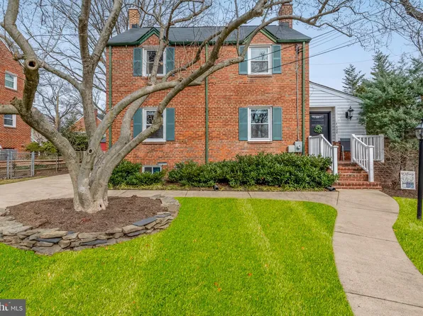 4808 Cherokee St, College Park, MD 20740