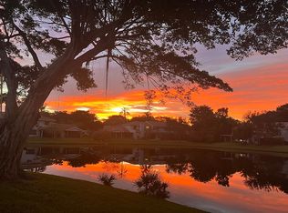 632 Deer Creek Edgewater Dr, Deerfield Beach, FL 33442