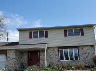 7460 Daisy Cir, Macungie, PA 18062