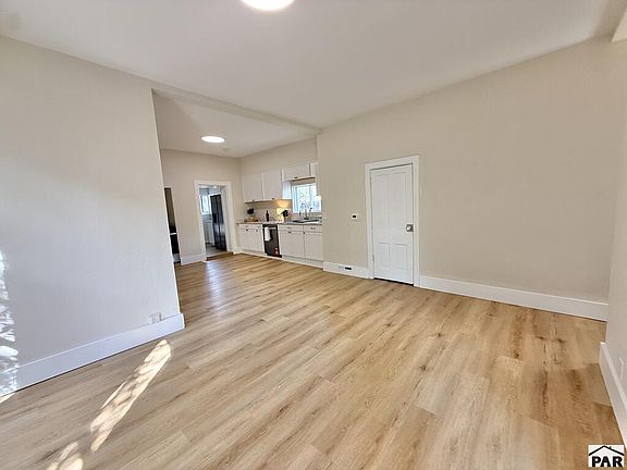 4th image of 1205 W 15th St