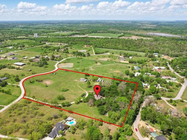 3048 N Trinity Rd, Denton, TX 76208
