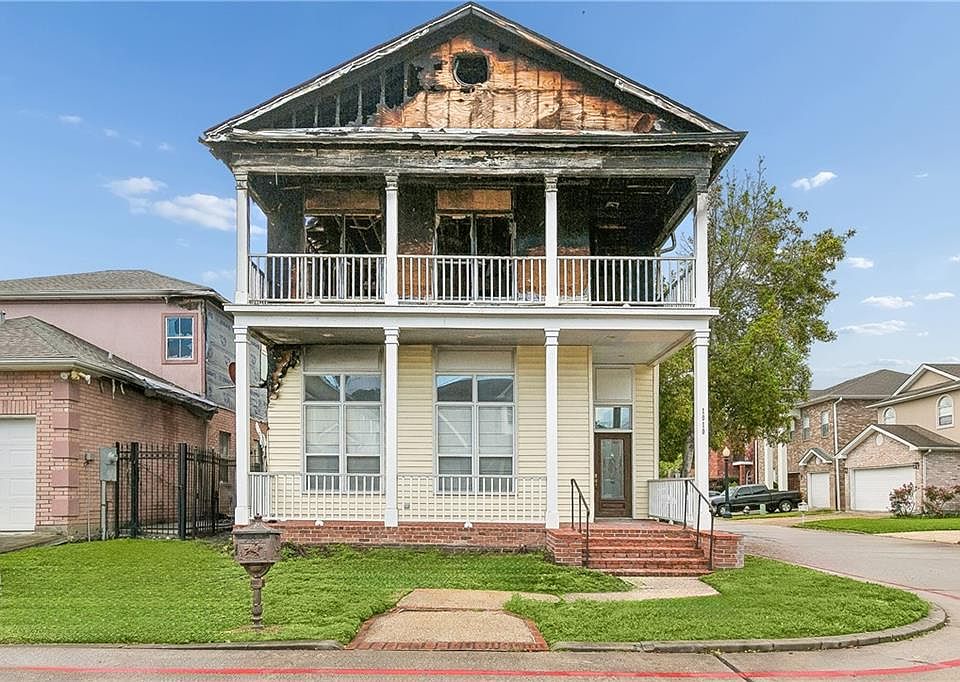 1st image of 1010 Chateau Lafitte Dr W