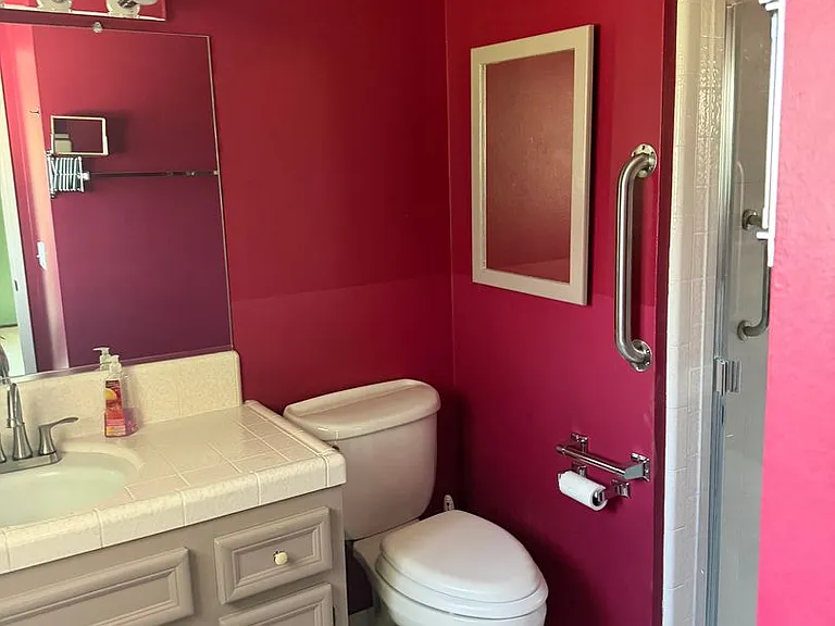 425 Corello St — Photo 22