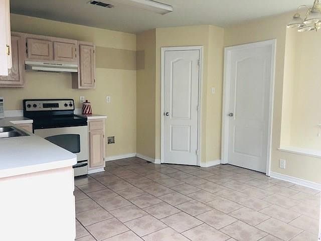 sanson⭐︎ 1129 E Sanson Ave, Spokane, WA 99207 | Zillow