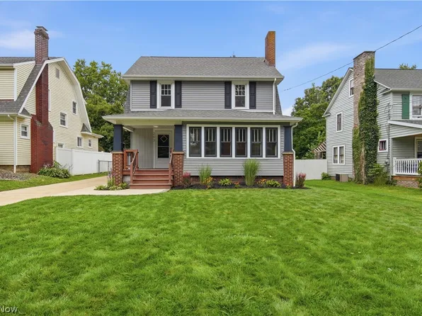 202 Hawk Ave, Akron, OH 44312