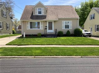 1878 Malasia Rd, Akron, OH 44305