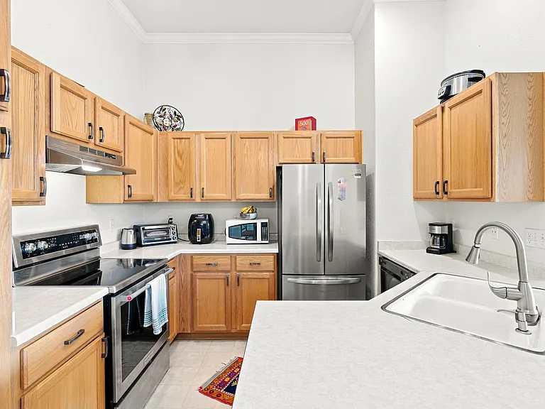 1153 S Alton St #B — Photo 8