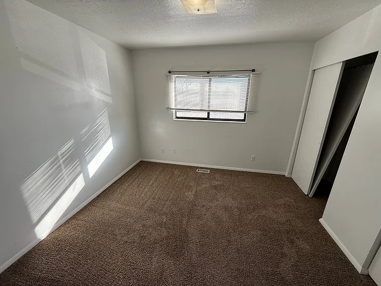 1413 W 1650 N — Photo 8