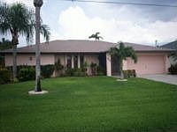 1st image of 823 SE 20th Ct