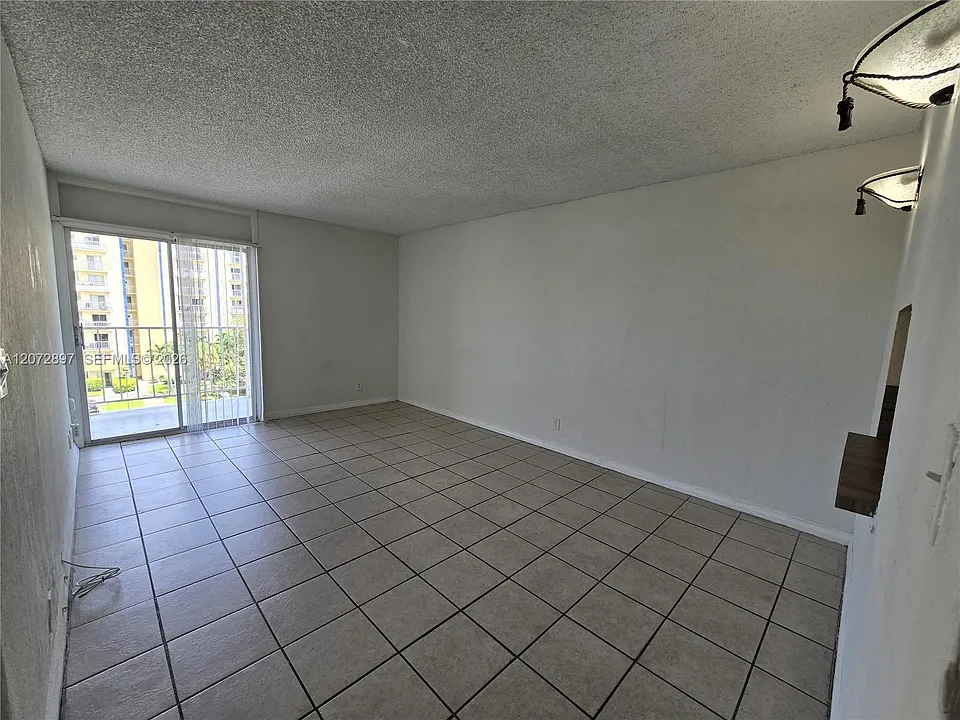 801 NW 47th Ave #501W