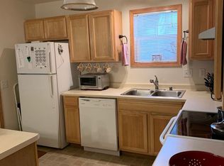 614 Meadow View Rd, Mount Horeb, WI 53572