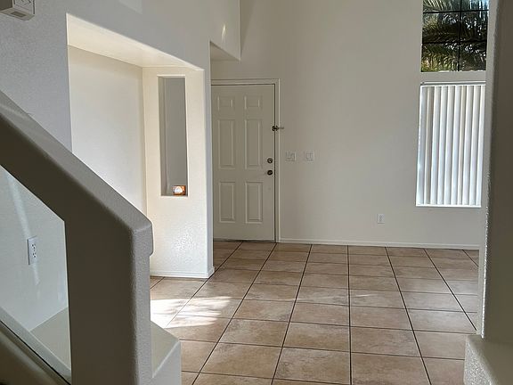 4th image of 8700 Raindrop Canyon Ave