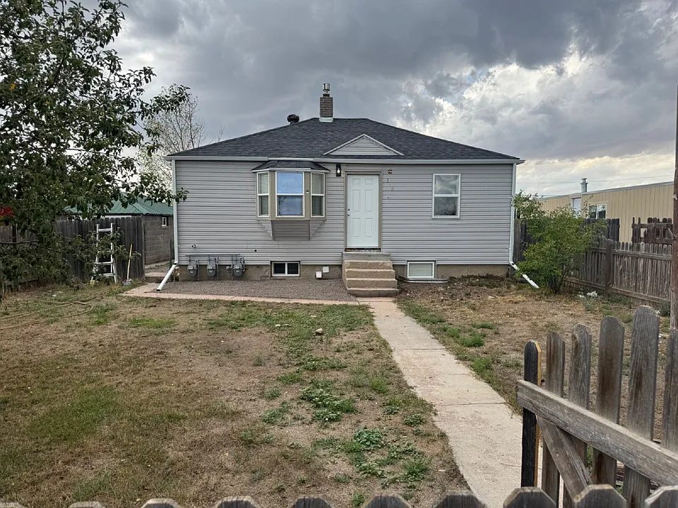 120 N Avenue C #4