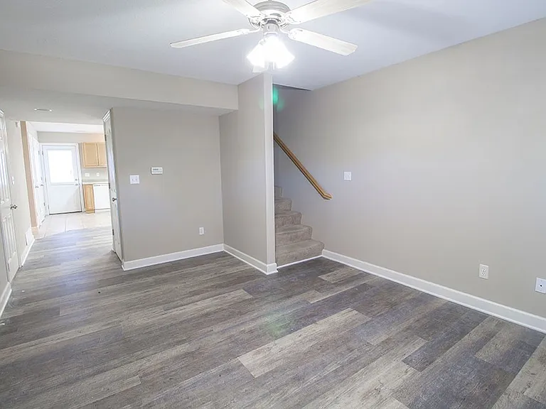 1311 Raleigh Dr — Photo 3