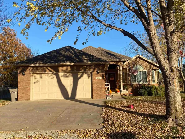 908 Jackson Ave, Dorchester, NE 68343