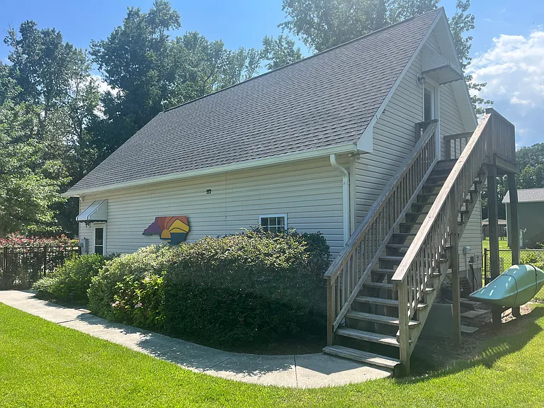 155 Horne Place Dr — Photo 2