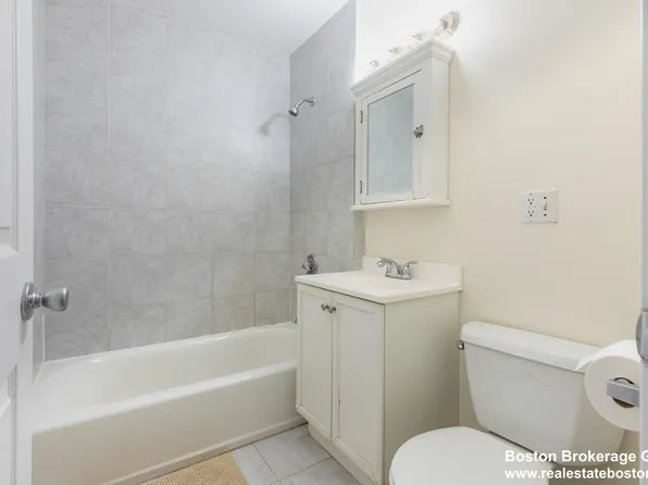 59-61 Hillside St, Roxbury, MA 02120