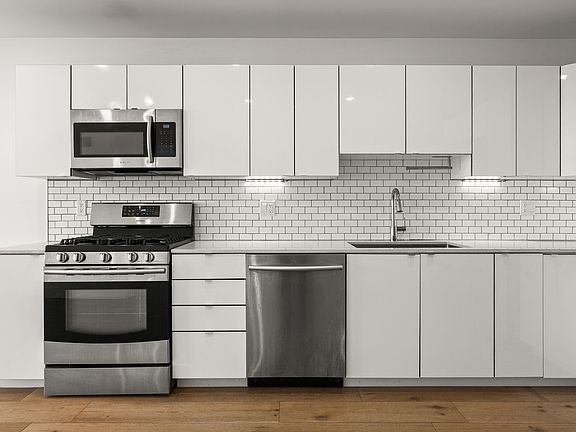 2nd image of 250 Meridian St #306