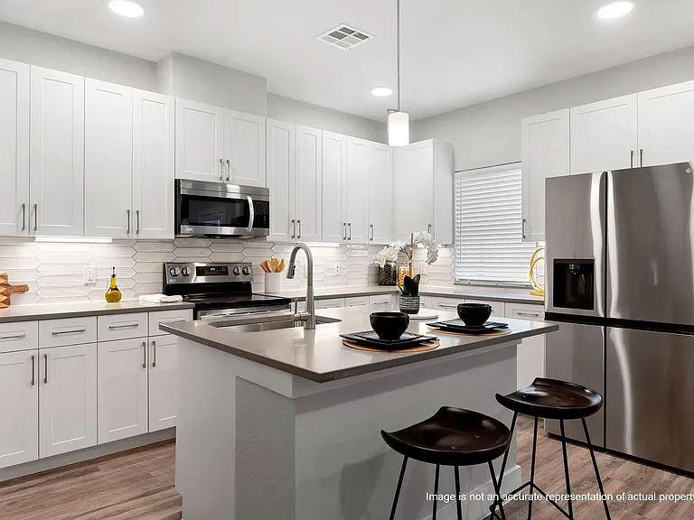 28325-128 Birnham Woods Dr — Photo 13