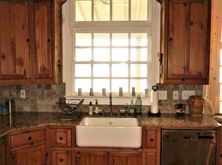 166 Pine Point, Eclectic, AL 36024