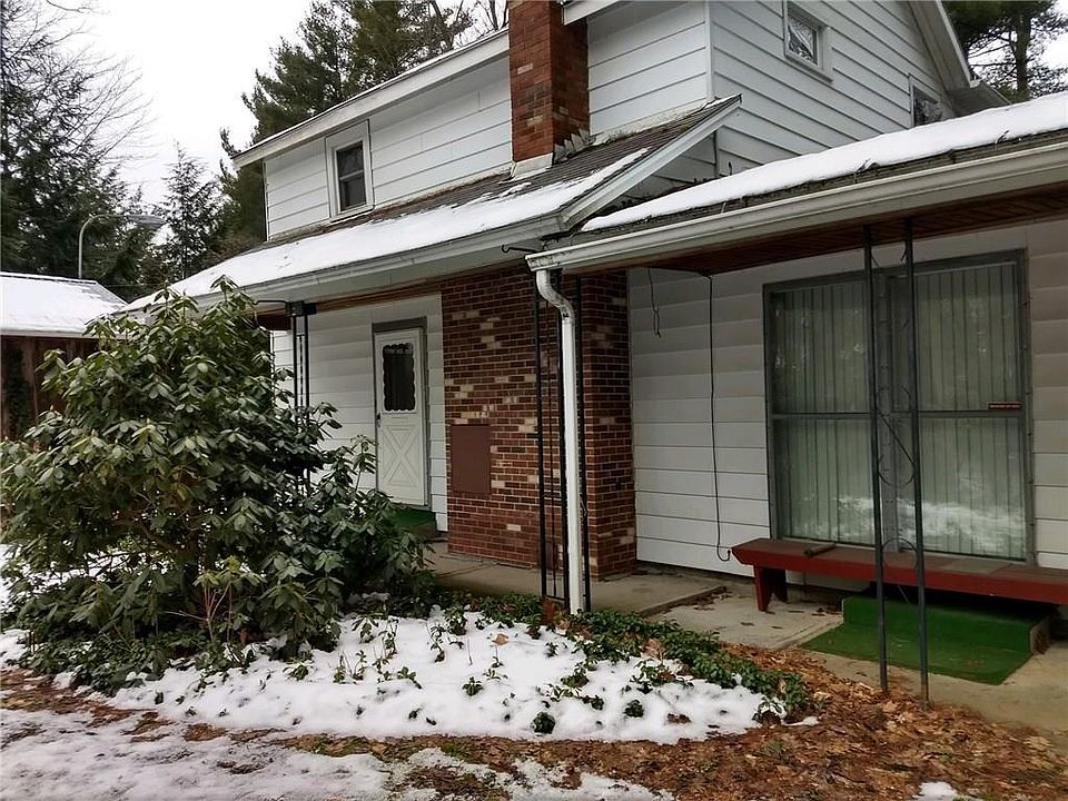 1st image of 469 Baldwin St
