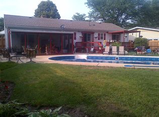 112 Warren Pl, Dekalb, IL 60115