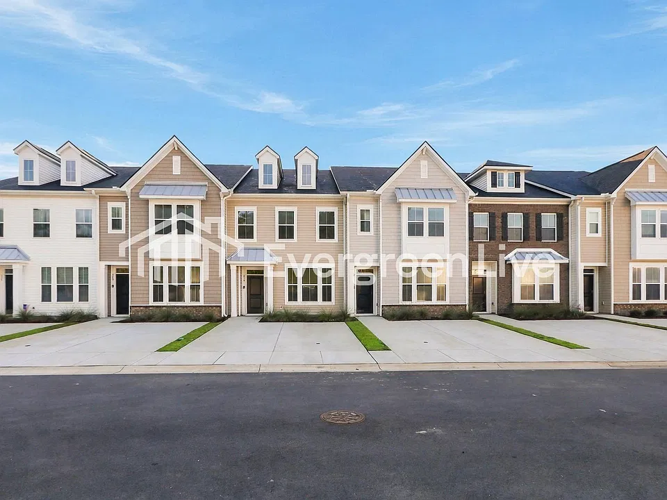 316 Cowry Ct