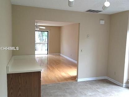 3rd image of 26 Salt Marsh Dr